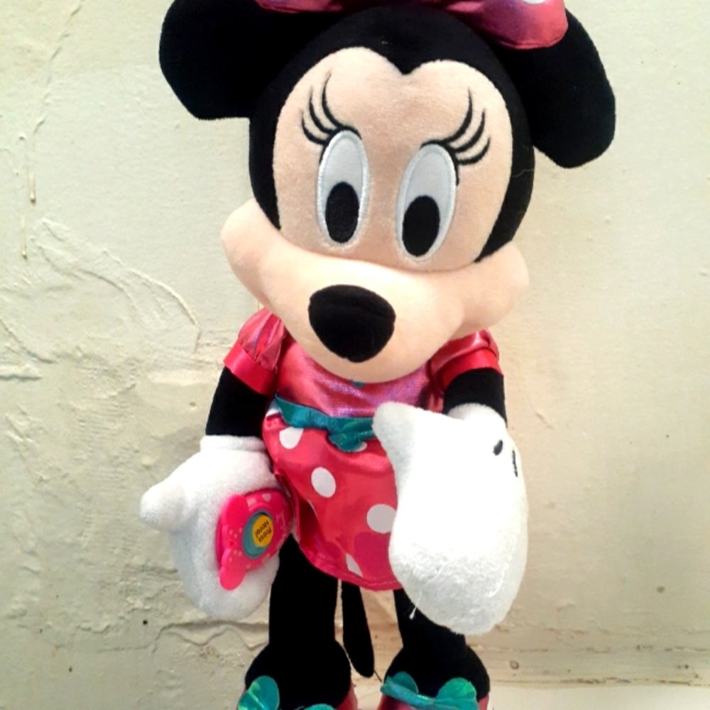 Disney Minnie Mouse Walk and Play